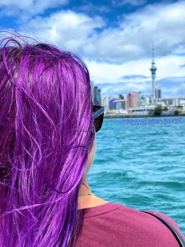 Les dones viatjar amb seguretat per Nova Zelanda amb 2WAYS Tours