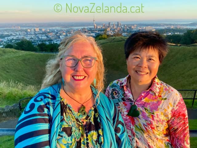 Amelia i Ellen - directores de 2WAYS Tours Nova Zelanda
