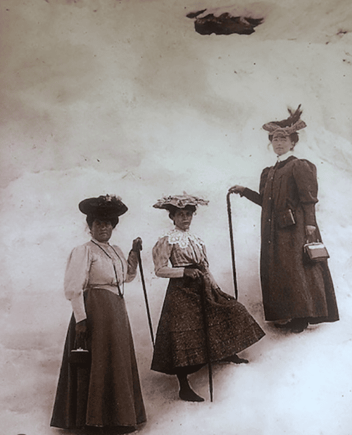 Dones muntanyeres pioneres escalant el Mt Cook a Nova Zelanda